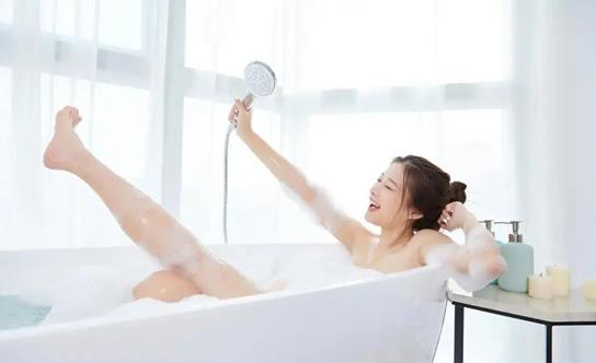 夏季洗澡有讲究 夏季洗澡要避开的6个时间段-八美楼
