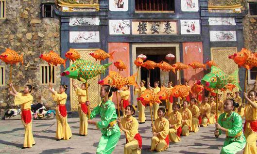 从黄土地上带来的风俗——鲤鱼灯舞-八美楼