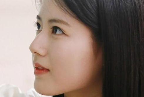 眉毛浓的女人面相说-八美楼